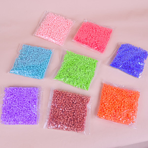 Venta Directa de Fábrica, Cuentas Fusibles Perler en Oferta, Múltiples Colores, Cuentas Mini de <span class=keywords><strong>2</strong></span>.6mm, Juguetes para Niños - Product Image 2