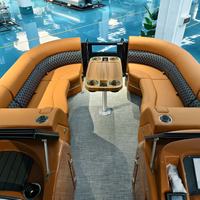 Bateau ponton de luxe Kinocean 2027 à prix de gros, yacht sportif 12 personnes avec sièges lounge et arche sportive électrique pour les États-Unis et l'Australie