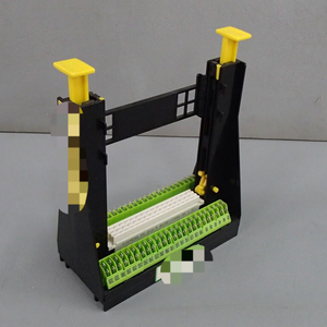 63021 - Электроника / Держатель карт для стоечного монтажа, выход <span class=keywords><strong>2</strong></span>, б/у, новый, оригинальный, в наличии, промышленная автоматизация, специализированный ПЛК - Product Image 1