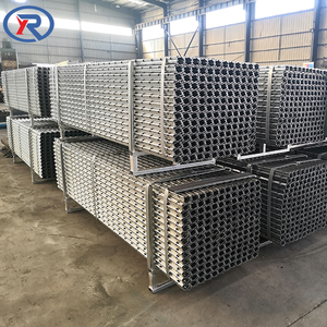 Poste para Viñedos de Grado Comercial, Construcción de Acero Galvanizado para Resistencia a la Corrosión y Durabilidad - Product Image 1