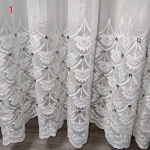 Tissu de luxe en gros blanc américain beau design brodé de fleurs en dentelle voilage pour le salon - Product Image 5