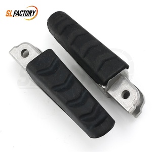 Repose-pieds arrière pour moto, adaptés aux modèles F800GT 2011-2013, <span class=keywords><strong>F800S</strong></span> 2004-2008, F900R, F900XR 2020-2022, en aluminium et caoutchouc noir - Product Image 2