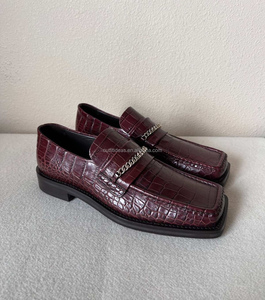 Mocassins Derby en Cuir Véritable de Qualité Supérieure, Neufs avec Étiquettes, Unisexe, pour Femme, Chaîne Noire, Chaussures Habillées, Mocassins en Cuir à Bout Carré pour Homme - Product Image 4