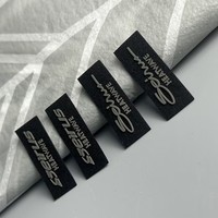 Étiquette de marque de vêtements en cuir microfibre de suède de haute qualité avec logo en caoutchouc de silicone 3D en relief