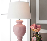 Lampe de table en céramique rose antique pour la maison Meilleure qualité lumière décorative intérieure résidentiel chambre à coucher à prix compétitif