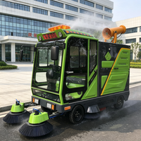 Balayeuse autoportée 15000-20000 ㎡ Balayeuse de rue à haute efficacité avec pulvérisation sous vide et lavage haute pression
