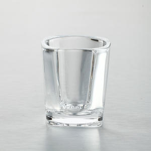Schwere Basis <span class=keywords><strong>2</strong></span> Unzen 60ml quadratisches Mini-Whisky glas, dicke untere Schnaps gläser für Liquor Tasting Custom Logo Barware Großhandel - Product Image 2