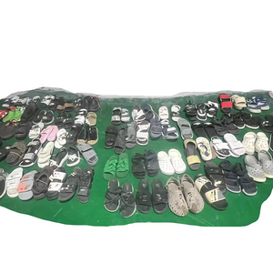 Sandalias Usadas para Hombre, Pantuflas de Marca Internacional de Segunda Mano, Venta al Por Mayor en Fardos, Tallas 7, 8, 9, 10, 11, 12 - Product Image 6