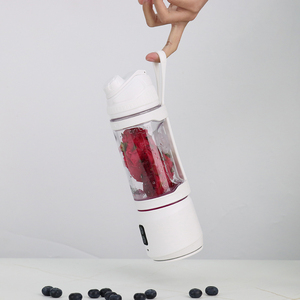 <span class=keywords><strong>Machine</strong></span> à jus d'orange puissante 700 ml, 6 lames en acier inoxydable, recharge USB, mixeur électrique - Product Image 3