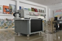 Nouvelle imprimante à plat UV à jet d'encre Ricoh série FY-9060, machine d'impression rotative personnalisée pour l'impression de bouteilles cylindriques