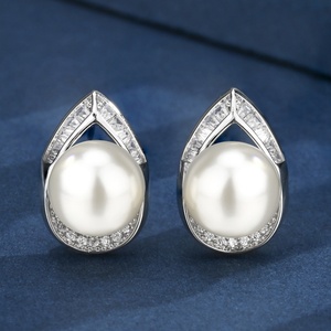 High Quality Jewelry Eco-friendly Copper Gold Plated 10mm Shell Pearl Water Drop Pearl <b>Stud</b> Earrings for Refined Daily Wear - Product Image 4