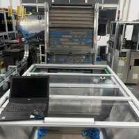 Système d'alimentation et de convoyage de bouchons en acier inoxydable SS304 pour l'impression et l'identification par jet d'encre continue des bouchons sur les lignes de production de boissons