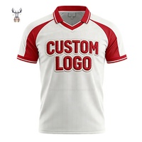 Usine personnalisée Nanteng, 100% polyester, logo brodé tendance, style rétro, col en V, vêtements de sport, maillot de football pour hommes