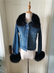 Giacca in Denim da Donna <span class=keywords><strong>Blu</strong></span> Scuro <span class=keywords><strong>con</strong></span> Colletto in <span class=keywords><strong>Pelliccia</strong></span> <span class=keywords><strong>di</strong></span> Volpe - Product Image 6