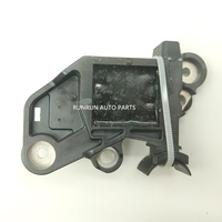 Régulateur de tension d'alternateur 12V pour LADA Largus RENAULT Captur H4B400 0272220706 IB736