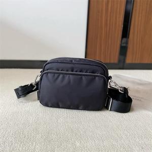 Sac bandoulière ajustable personnalisé pour femme, nouveau sac de sport portable en nylon imperméable pour le commerce transfrontalier - Product Image 5