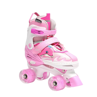 Nouveaux Patins à Roulettes Quad Respirants 2026 pour Enfants avec Roues Lumineuses en PU et Panneau Supérieur en Maille Découpé au Laser Motif Requin