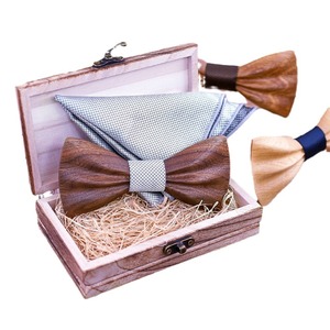 <span class=keywords><strong>Noeud</strong></span> <span class=keywords><strong>papillon</strong></span> 3D en <span class=keywords><strong>bois</strong></span> naturel fait à la main avec pochette et boutonnière à revers en <span class=keywords><strong>bois</strong></span> pour hommes - Product Image 6