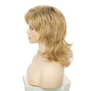 Pelucas <span class=keywords><strong>de</strong></span> Cabello Sintético Corto y Rizado, Rubio Claro, Largo hasta los Hombros, Fibra Resistente a Altas Temperaturas, 150% <span class=keywords><strong>de</strong></span> Densidad, Gorra <span class=keywords><strong>de</strong></span> Malla Rosa, Estilo Americano - Product Image 4