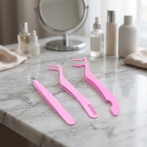 3PCS Durable Stainless Steel <b>Eyelash</b> Tweezers Set with Smooth Tip <b>Eyelash</b> <b>Applicator</b> Tool and Built-in Lash Comb - Product Image 2
