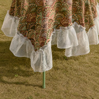 Nappe vintage ethnique à motifs floraux jacquard, beige, avec franges à pompons, en mélange coton et polyester, pour la décoration de la salle à manger à la maison