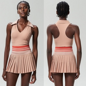 กระโปรงเทนนิสทรงพลีทสุดเก๋พร้อมเสื้อครอปท็อปแบบ Racerback เข้าชุด - ชุดกีฬาสำหรับผู้หญิงที่มีน้ำหนักเบาและยืดหยุ่นได้ - Product Image 5