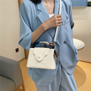 Sac à main de luxe en faux cuir, porté épaule, avec écharpe, motif crocodile, pour femmes, nouvelle collection - Product Image 2
