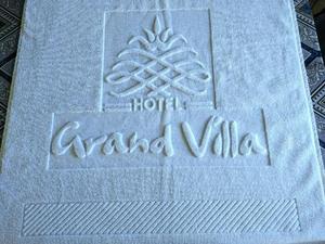 Serviettes Blanches Grand Villa Hotel – Serviette en Tissu Éponge Brodé Rectangulaire de Luxe Couleur Unie Toutes Saisons Lavable en Machine Écologique A - Product Image 1