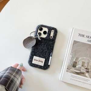 Étui de téléphone en polaire bouclée couleur unie, avec joli pendentif en cuir, coque de protection antichoc pour iPhone 15 Pro Max <span class=keywords><strong>14</strong></span> 16 17 Pro Max - Product Image 5