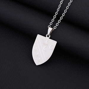 Collana con ciondolo in <span class=keywords><strong>Bosnia</strong></span> con mappa del paese in acciaio inossidabile placcato oro 18 carati su misura - Product Image 4