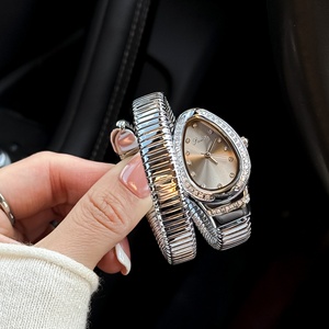 Scottie 9835 Orologio di Lusso da Donna con Quadrante in Madreperla e Design a Forma di Serpente, Movimento al Quarzo - Product Image 5