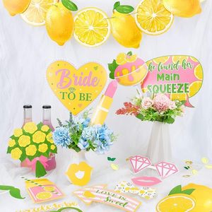 24 Piezas de Decoraciones para Despedida de Soltera con Temática de Limón, Accesorios para Fotomatón 'She Found Her Main Squeeze', Artículos para Fiesta Cítrica - Product Image 6
