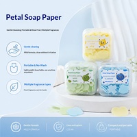 Feuilles de savon en papier bio en forme de pétale, se dissolvant instantanément dans l'eau, offrant un nettoyage en profondeur, savon floral en papier, tablettes de savon portables