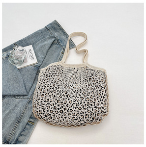 Bolso bandolera reversible a cuadros con bordado de manzana, un bolso de hombro versátil para mujer - Product Image 6