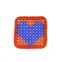 En stock, sous-couche créative carrée en forme de cœur, faite main, perlée, au crochet, résistante à la chaleur, avec perles en plastique modernes, pour poche de vêtement