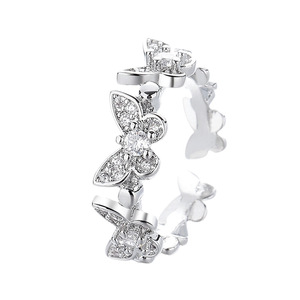 Anello Aperto a Farfalla per Donne, Regolabile con Pietra Scintillante, Design Unico, Gioiello Elegante da Dito - Product Image 5