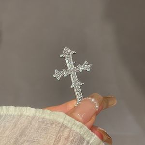 Pinzas de Pelo Metálicas con Diamantes de Imitación, Estilo Cool Girl, para Flequillo Lateral, Pinzas de Pico de Pato, Horquillas de Lujo con Aspecto Elegante - Product Image 5