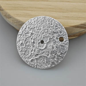 Cadran de montre OEM/ODM personnalisé 28,5 mm NH35 Chang'e Moon Dial Argent Noir Gris pour fabricant de pièces de montre NH36 - Product Image 3