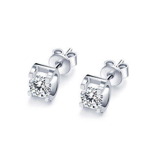 Tianyu Gems <b>Silver</b>-plated Gold Classic, Stylish, and Minimalist Four-prong Setting round Moissanite <b>Stud</b> <b>Earrings</b>. - Product Image 2