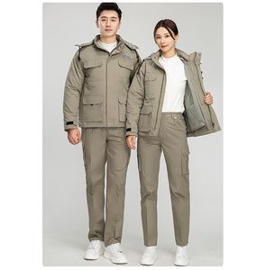 DFW0216 Uniformes Antiestáticos Color Caqui para Electricistas, Versión Invernal con Control de Temperatura - Product Image 1