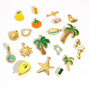 Plage d'été dorée |   Pendentifs en acier inoxydable plaqué or 18K PVD pour la fabrication de bijoux DIY |   Breloques en forme d'étoile de mer et de coléoptère - Product Image 2