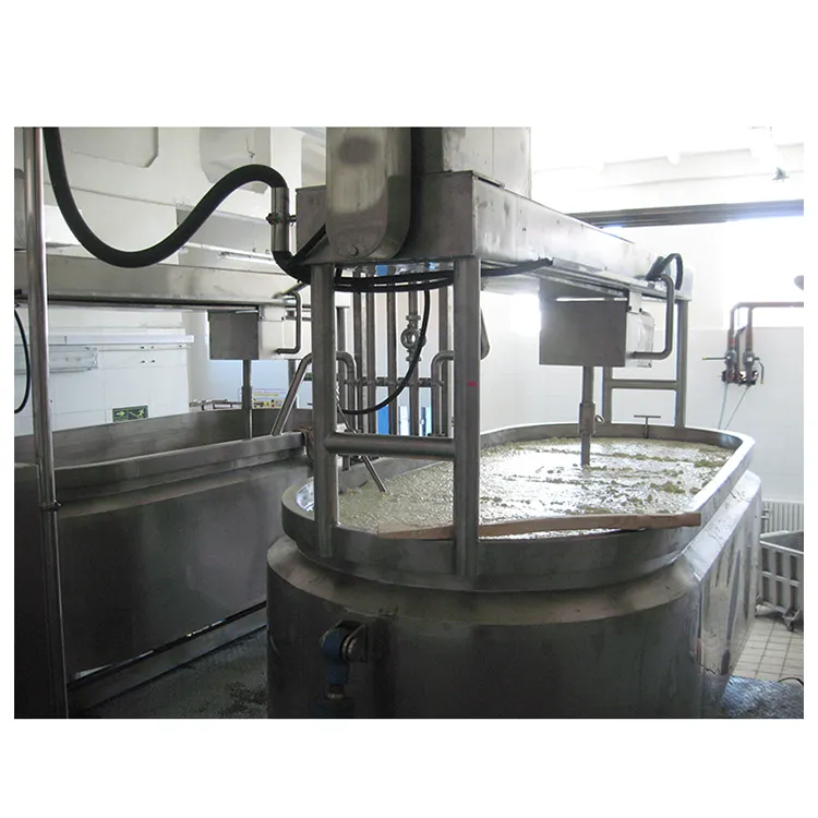 إنتاج السمن في ماكينة صناعة الجبن