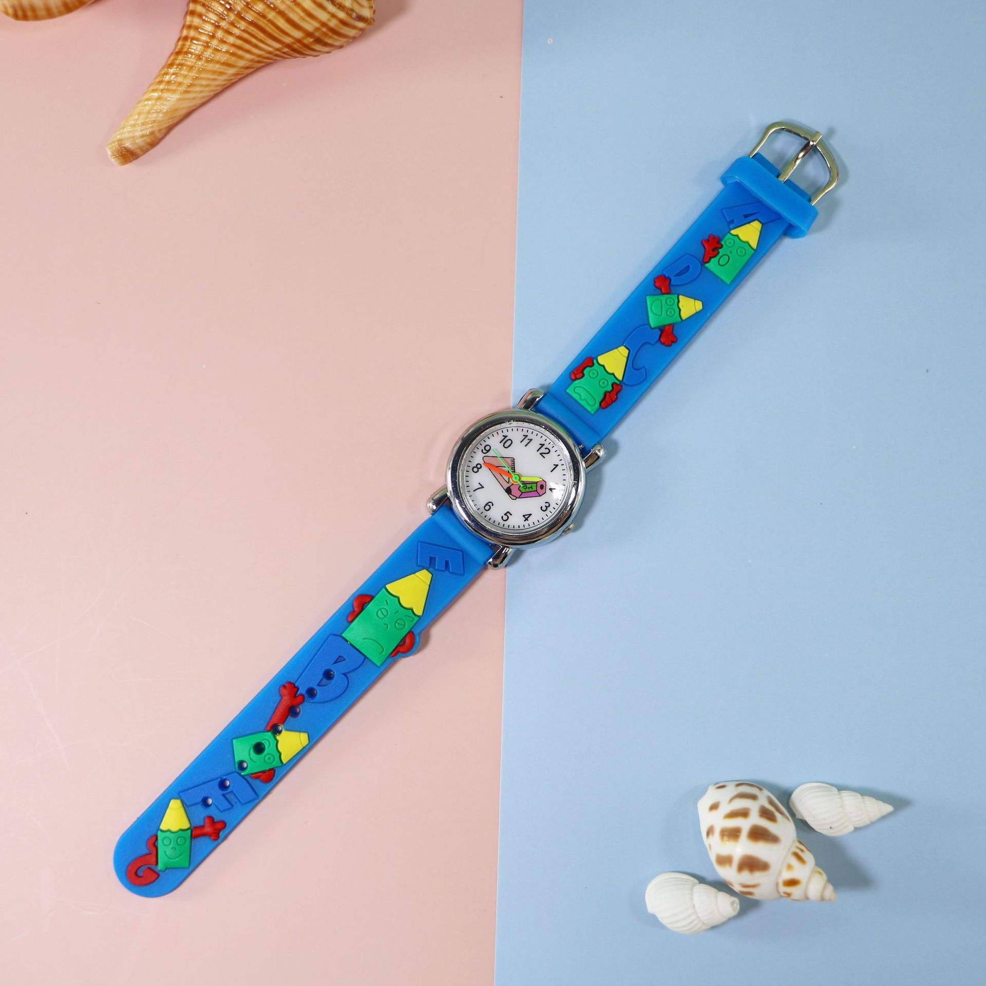 ดินสอการ์ตูนสีฟ้าอ่อน