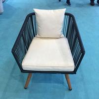 Ensemble de canapé et de chaises en rotin d'extérieur moderne d'usine vietnamienne, résistant aux UV, en rotin PE, coussins imperméables, design écologique