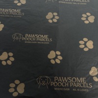 Boîte cadeau de mouchoirs écologique imprimée en noir avec du papier et des cartons imprimés pour chiots en or