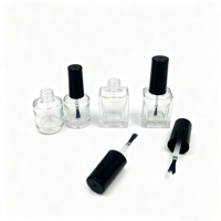 Flacons de vernis à ongles en verre vides avec bouchon et pinceau, estampage doré, forme carrée, différentes tailles, fourniture directe d'usine, moulage personnalisé