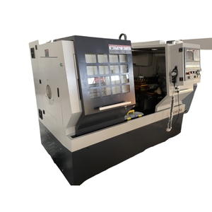 Torno CNC Horizontal para Metal CK6140/750 Controlado por Siemens, Diseño de Bancada Plana de Alta Resistencia con un Solo Husillo, Sistema de Control GSK - Product Image 2