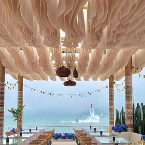 Vento-azionato da soffitto tenda di garza decorazioni per festa nuziale <span class=keywords><strong>sala</strong></span> matrimonio soffitto sospeso <span class=keywords><strong>tende</strong></span> di nozze - Product Image 5