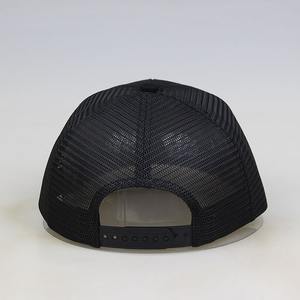 Casquette Trucker 6 Panneaux Ajustable et Respirante en Toile de Coton Velours 100% avec Broderie Personnalisée et Sérigraphie – Style Décontracté et Tendance - Product Image 3