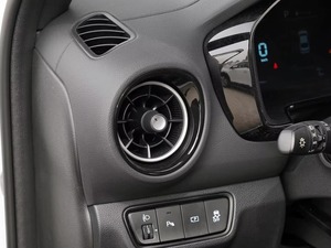 Toyota Corolla Cross 2.0L SUV CVT Benzina 2022 di Alta Qualità in Vendita - Auto Usata - Product Image 5